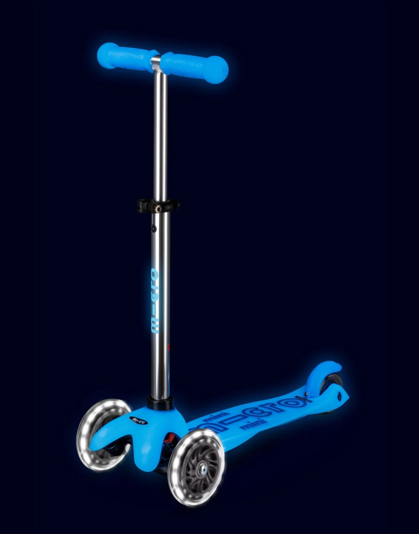 Micro Mini Deluxe Glow LED 3 Wheel Scooter