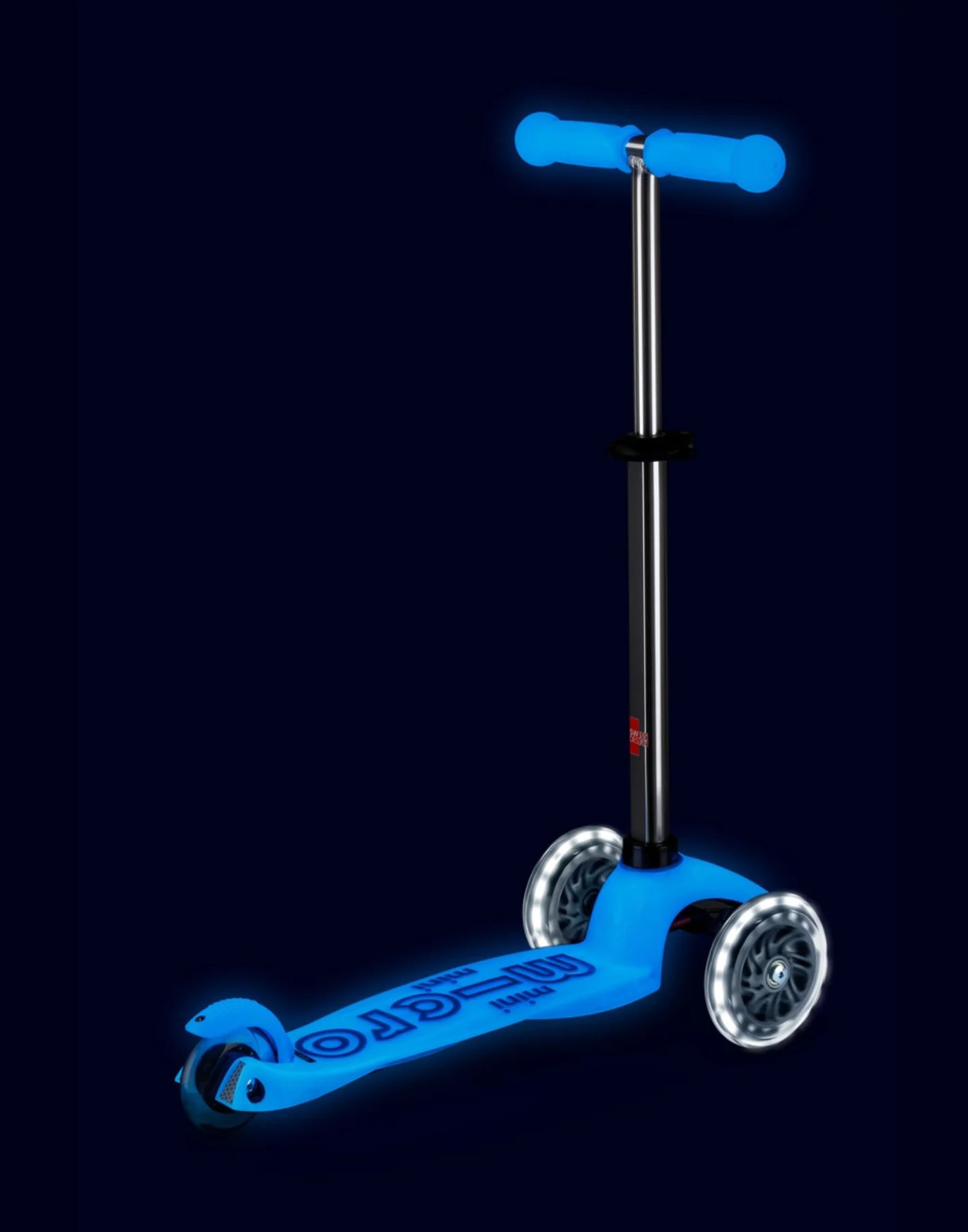 Micro Mini Deluxe Glow LED 3 Wheel Scooter