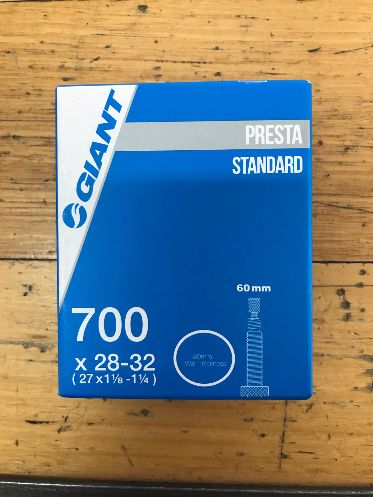 Giant Tube 700 x 28-32 PV 60mm