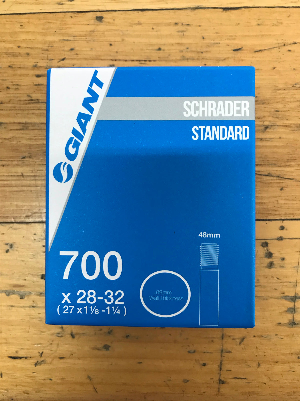 Giant Tube 700 x 28/32 SV 48mm